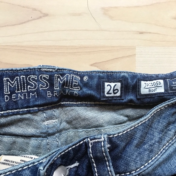 Miss Me Jeans - Picture 2 of 4